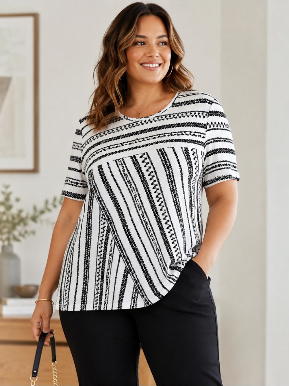 BloomChic Plus Size 18/20 Black White Stripe Empire Waist Top